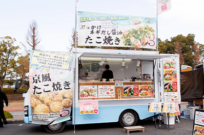 写真：咲タコのキッチンカー