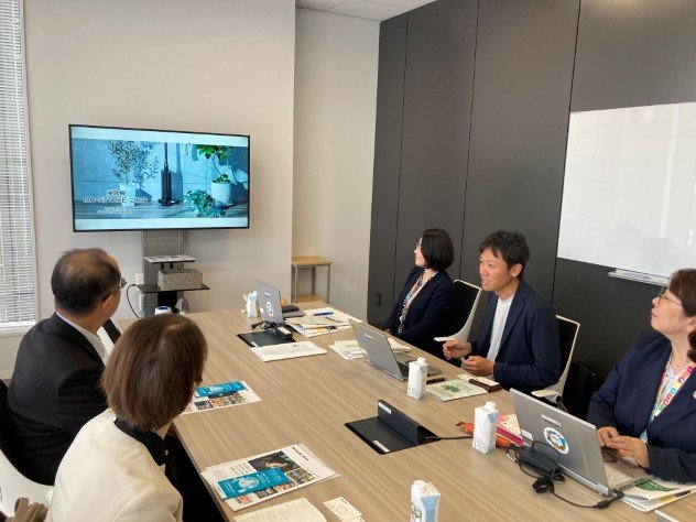 報告会の模様 (カスタム).jpg