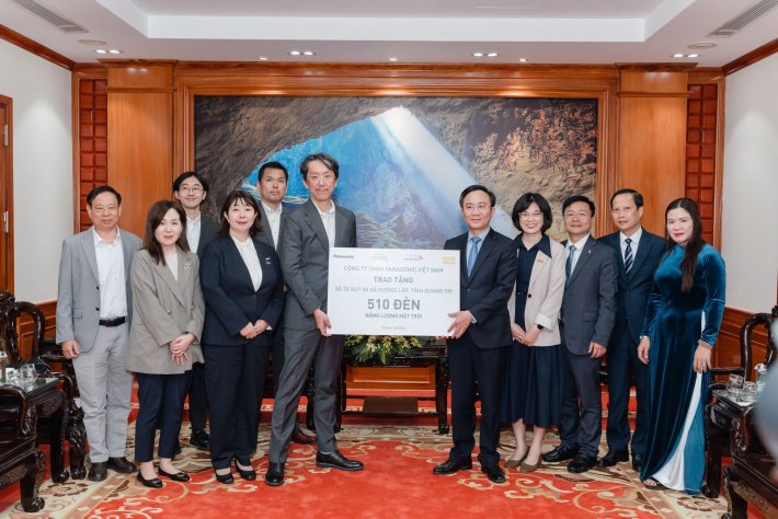 Vietnam: Donation of 500 Solar Lanterns to Communities in Quang Tri Province