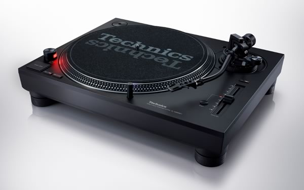 ダイレクトドライブターンテーブルシステム Technics SL-1200MK7