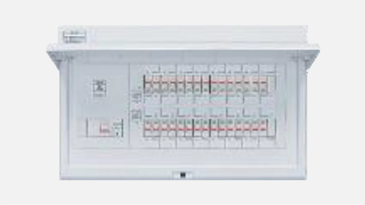 写真：コンパクト21