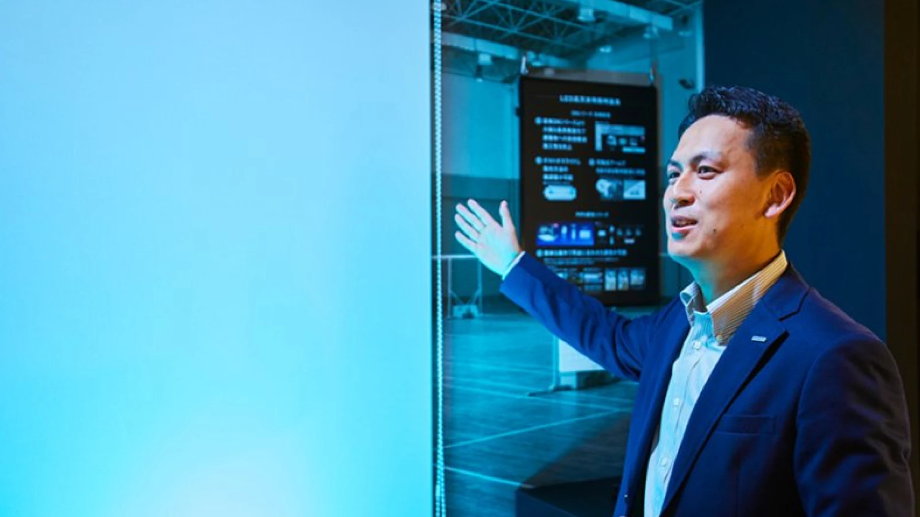 写真：パナソニック エレクトリックワークスの社員（職種：営業）