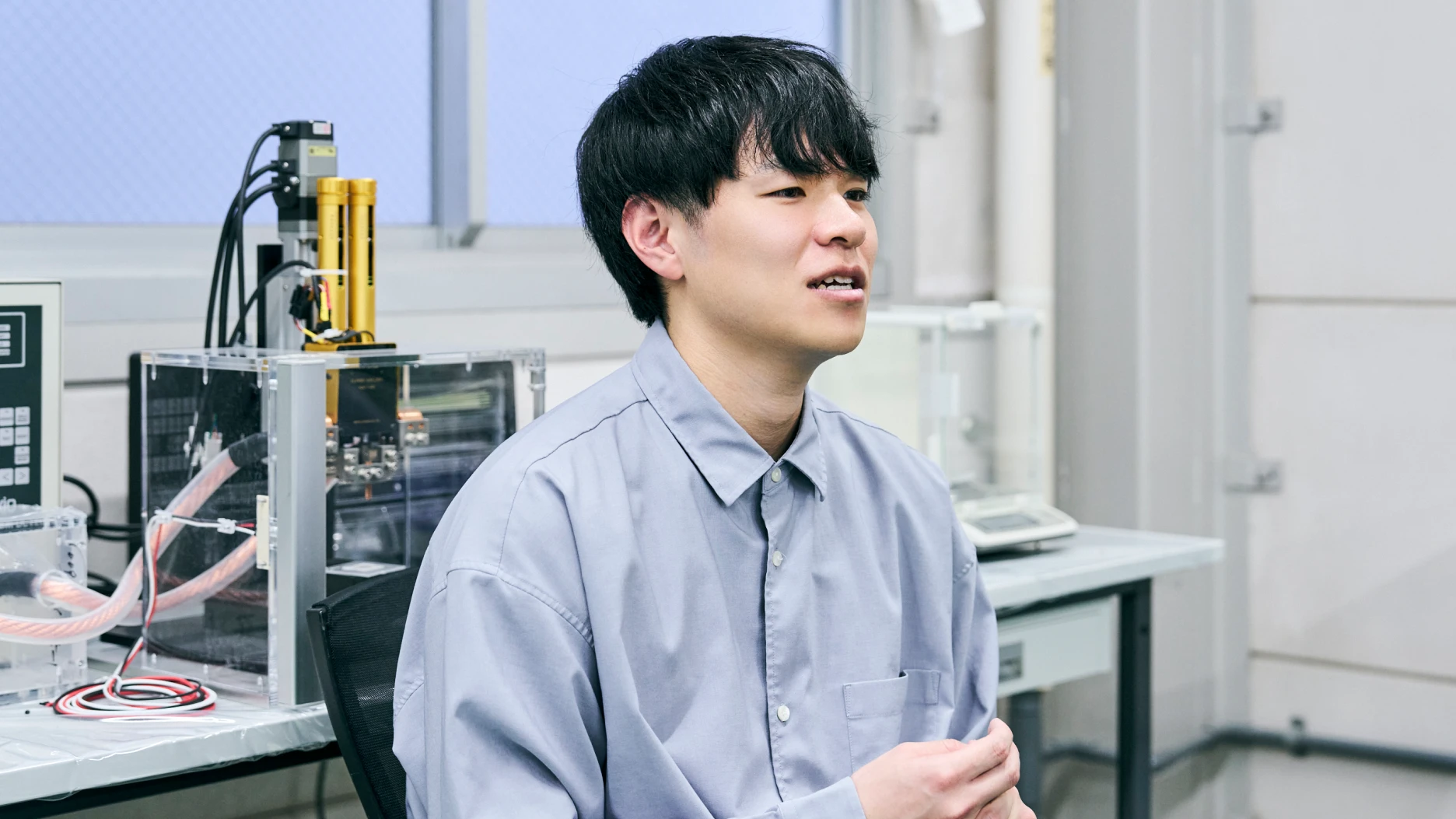 写真：品質環境・基盤技術センター　品質技術部 品質技術開発課 吉村 匠平さん