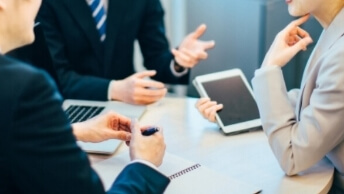 先輩社員インタビュー