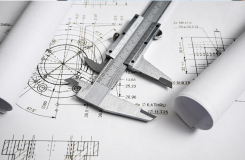 設備設計をしている人