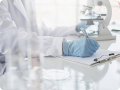 研究開発をしている人