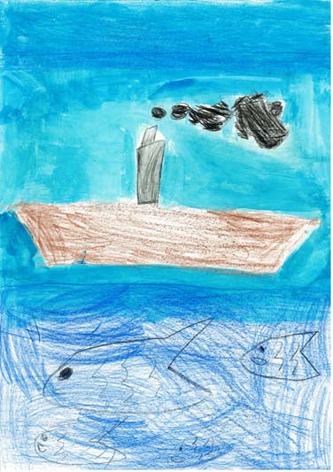 海の中をすすむ船