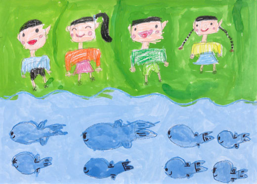 きれいな水にみんなニコニコ