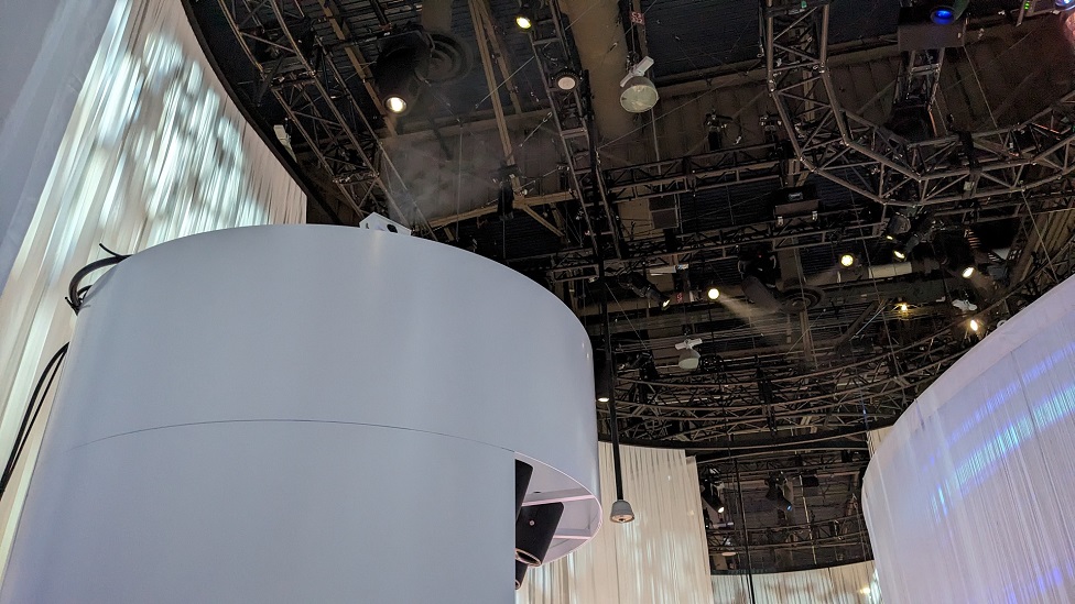 Dry mist is sprayed from above the hair dryer experience booth