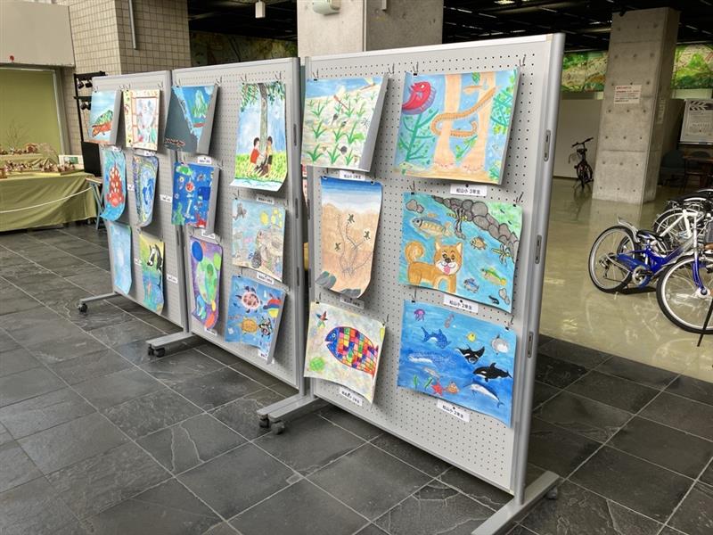 エコメッセ春日井での絵画展示