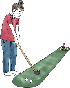 ヨ大人のマネをしてゴルフの練習。表情はどんどん真剣に。集中している私は、大人っぽい？