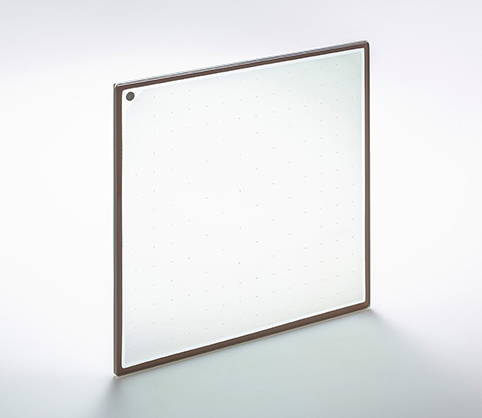 画像：真空断熱ガラス  Glavenir（グラベニール）