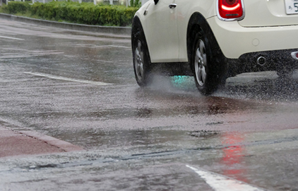 降雨が運転に与える影響について