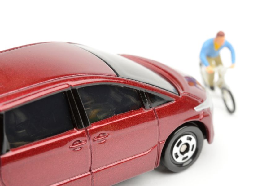 年齢層別に見た自転車事故の特徴と事故防止のポイント