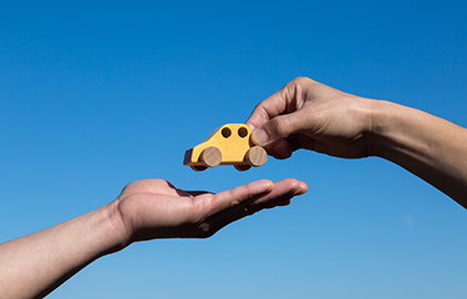 「他車運転特約」とは