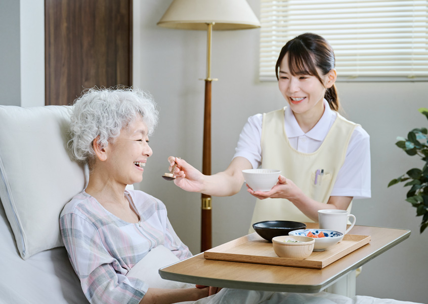 50代までに知っておきたい介護費用の現実。保険で備えるメリットは？