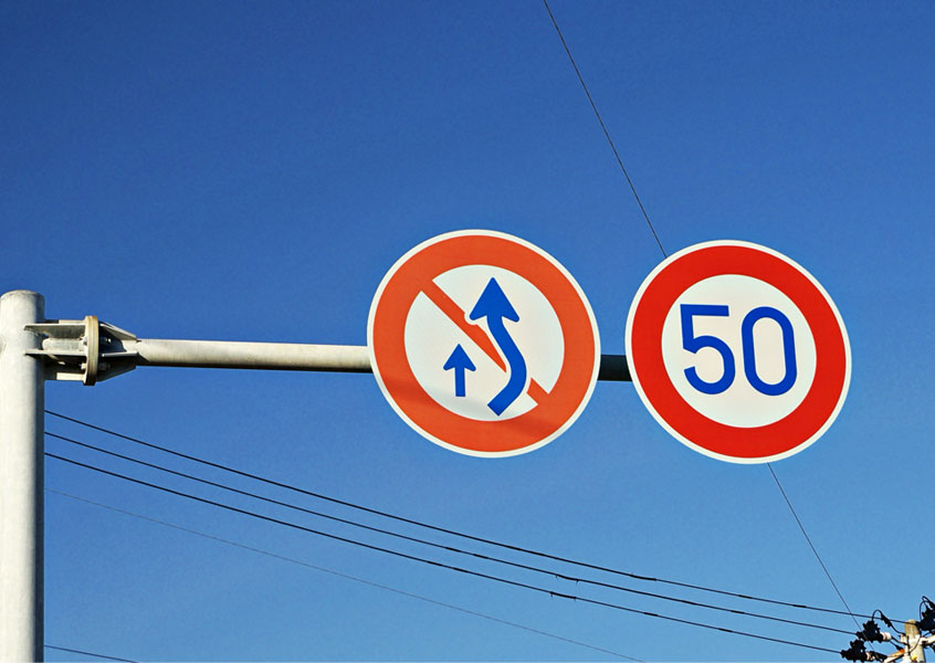 進路変更時・転回時・追越し時の留意点