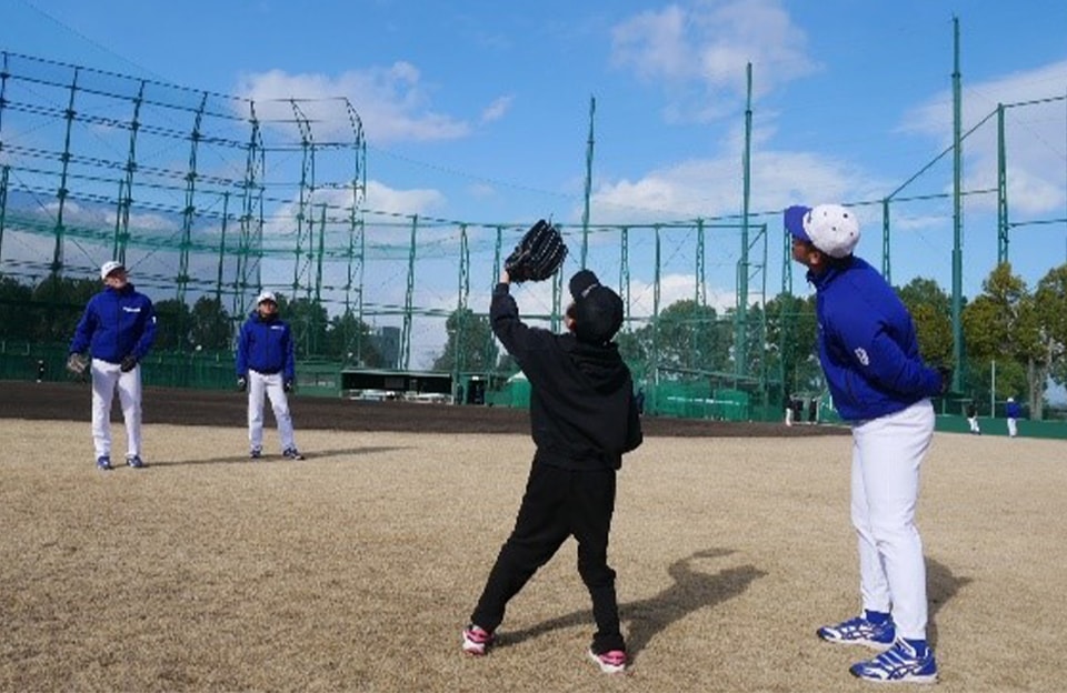 写真：みるみる上達する子どもたちにビックリ