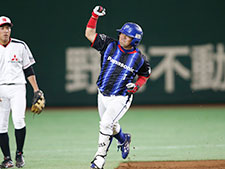 4番 柳田選手の本塁打で先制！