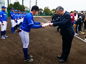 大阪府警察本部 大阪府主催 少年 少女立ち直り支援野球教室 活動レポート 野球 パナソニック スポーツ Panasonic