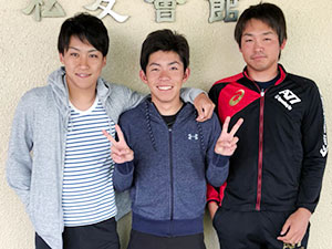 画像：左腕三兄弟　左から：次男、三男、長男