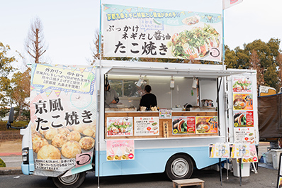 写真：咲タコのキッチンカー