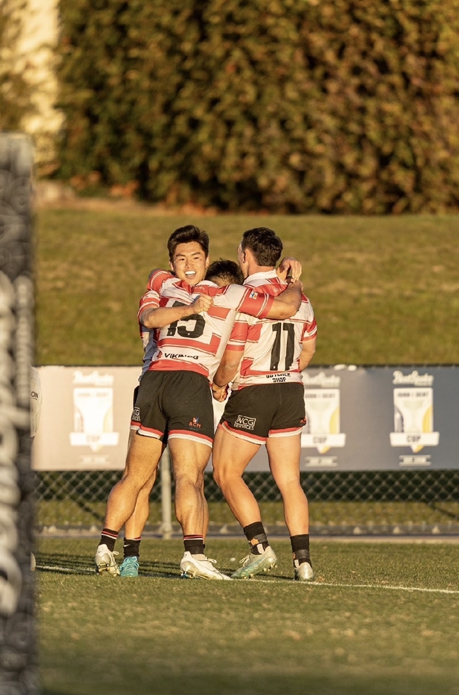 チームメイトと分かち合った勝利