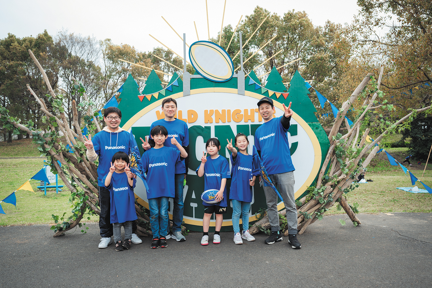 デコレーションの前で記念撮影！